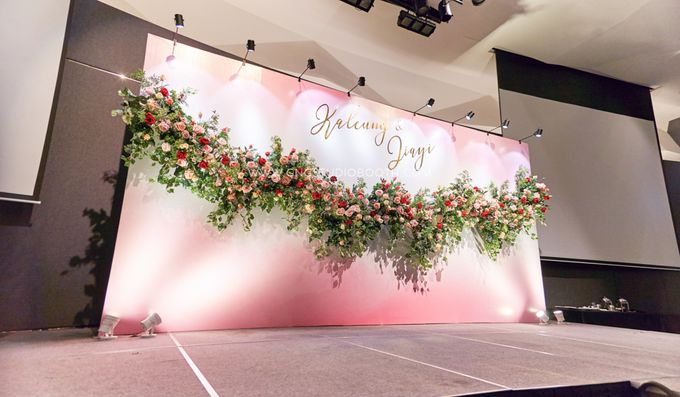 Pinkish Red and Gold Wedding by Glitz&Glam Studiobooth - 004 Pinkish Red and Gold Wedding by Glitz&Glam Studiobooth - 004