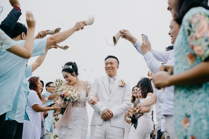 Simple Wedding in Bali Villas by Mariyasa - 001 Simple Wedding in Bali Villas by Mariyasa - 001