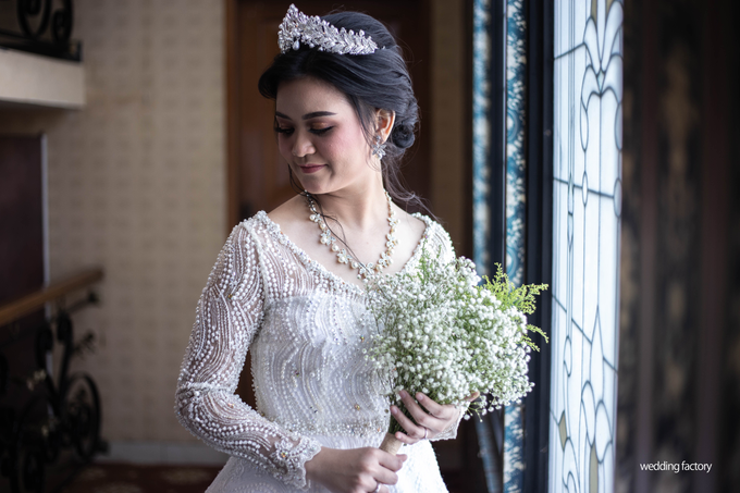 Ridwan + Sazha Wedding by Wedding Factory - 006