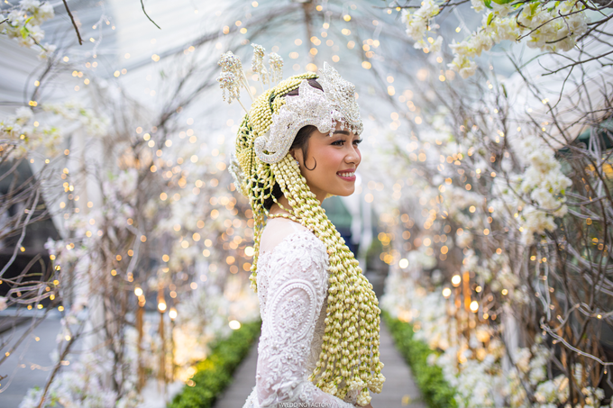 Carina + Arito Wedding by Hotel Indonesia Kempinski Jakarta - 008