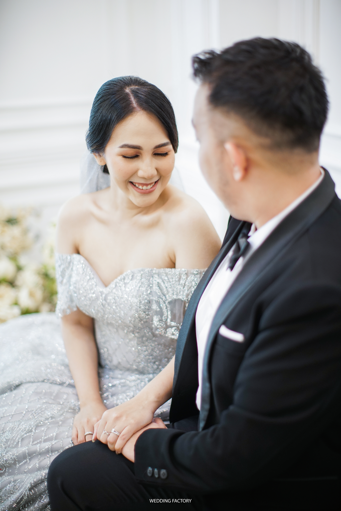 Jonathan + Prawinda Prewedding by Wedding Factory - 001 Jonathan + Prawinda Prewedding by Wedding Factory - 001
