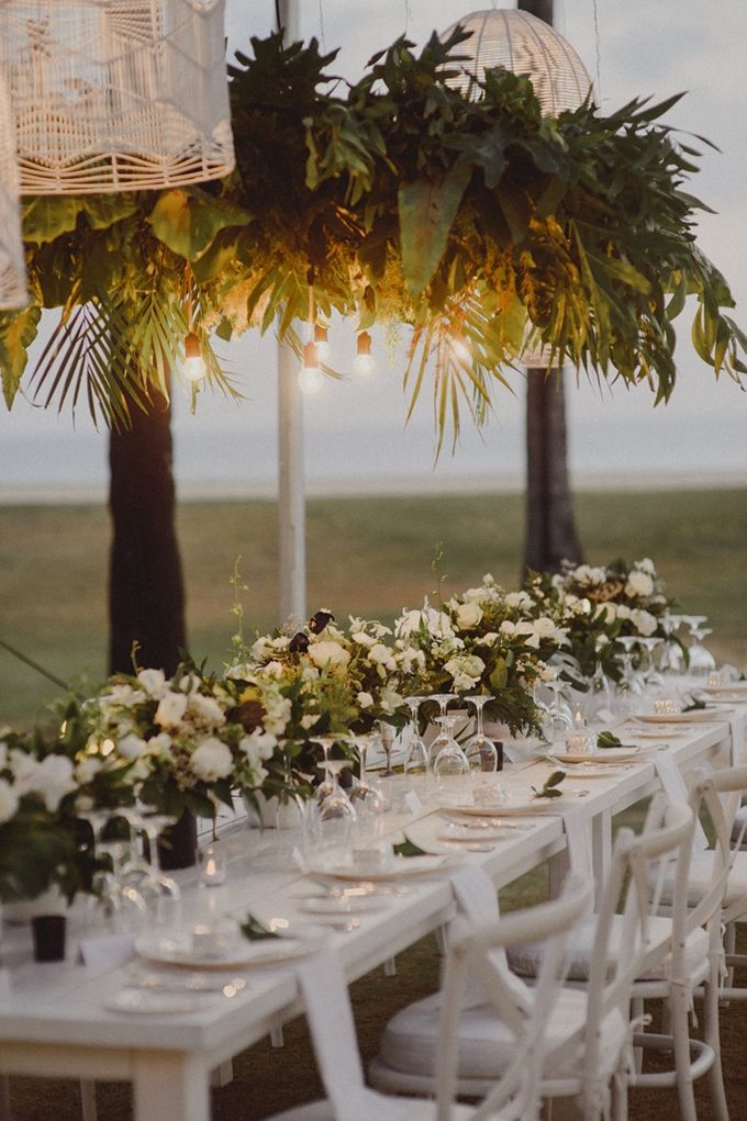 Modern Tropical Wedding by DIJON BALI CATERING - 009 Modern Tropical Wedding by DIJON BALI CATERING - 009