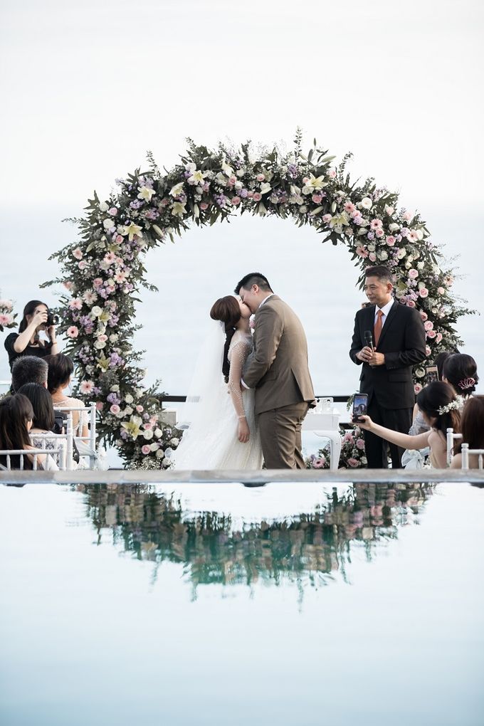 Cliff Wedding In Bali By Happy Bali Wedding Bridestory Com Directory accommodation shop wedding robes @bette_daze shop our wedding guide poddy @thebalibrideguide find your. cliff wedding in bali by happy bali