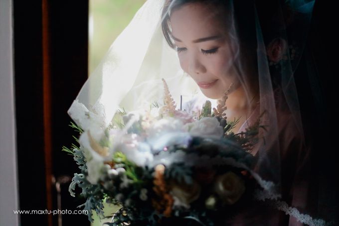 The Wedding Sanctus Bali by Maxtu Photography - 004