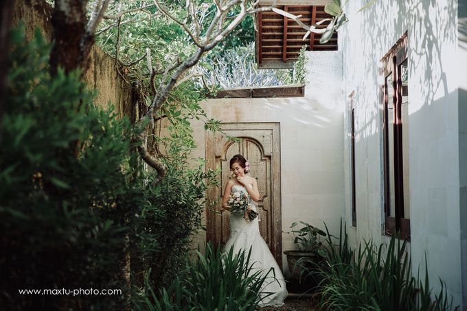 The Wedding Sanctus Bali by Maxtu Photography - 006