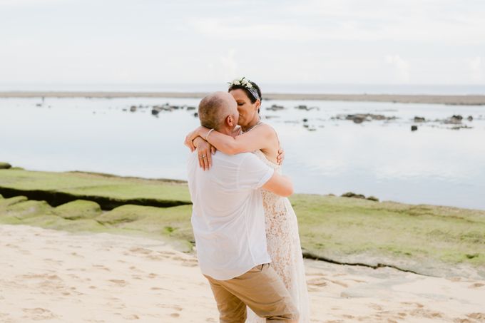 Intimate Beach Wedding by Karma Kandara - 015 Intimate Beach Wedding by Karma Kandara - 015