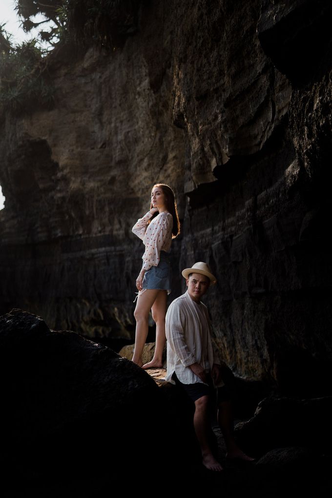 Black sand beach and cliff bali by Maxtu Photography - 023