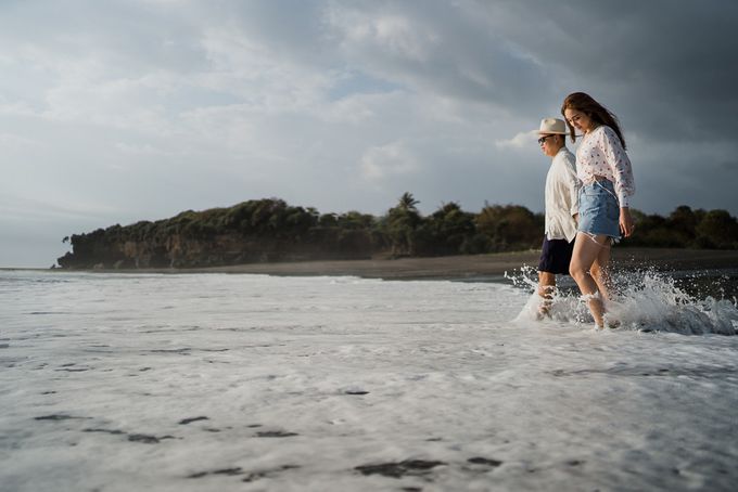 Black sand beach and cliff bali by Maxtu Photography - 031