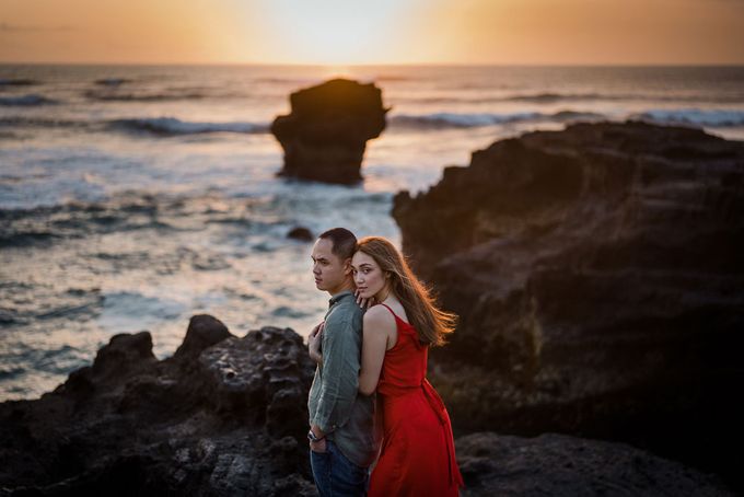 Black sand beach and cliff bali by Maxtu Photography - 036