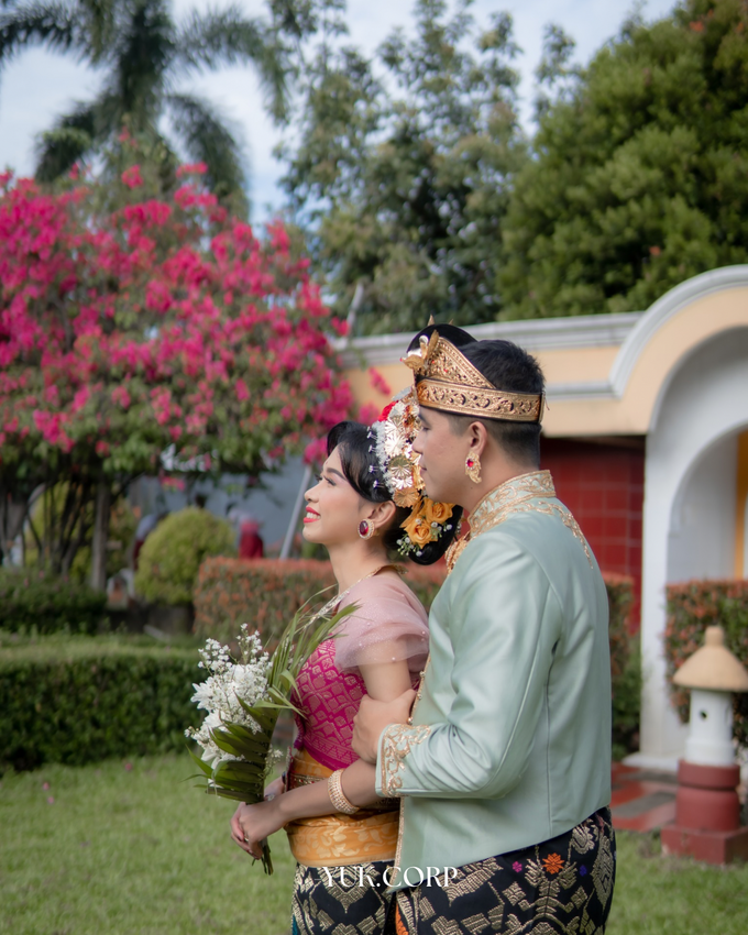 Wedding WIDHI & OVI by Yuk Nganten - 016