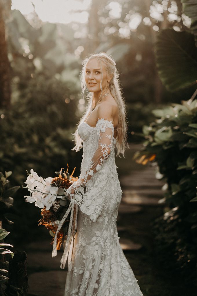 Cass & Dan's Wedding at Wonderland Uluwatu by Wonderland Uluwatu |  Bridestory.com