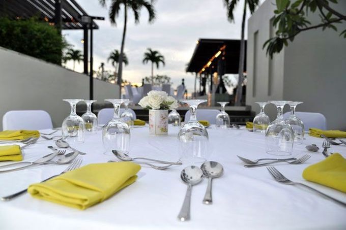 Weddings at Poolside by Sparks Luxe Jakarta - 002 Weddings at Poolside by Sparks Luxe Jakarta - 002