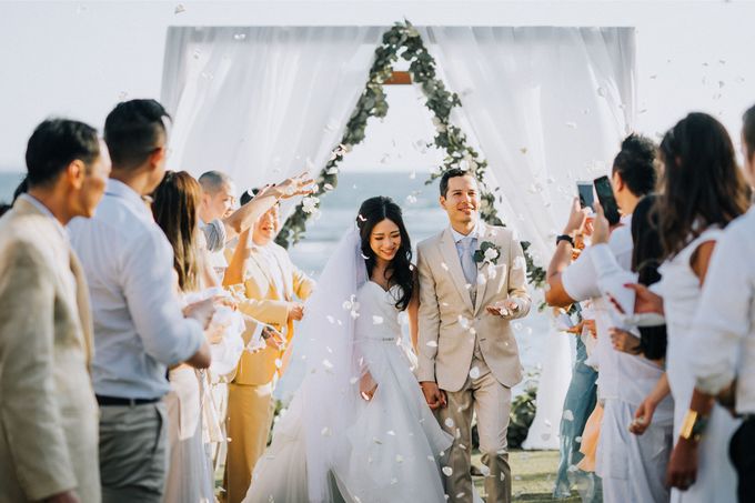 Simple Tropical Summer Wedding at Taman Ahimsa Bali by Silverdust Decoration - 016 Simple Tropical Summer Wedding at Taman Ahimsa Bali by Silverdust Decoration - 016