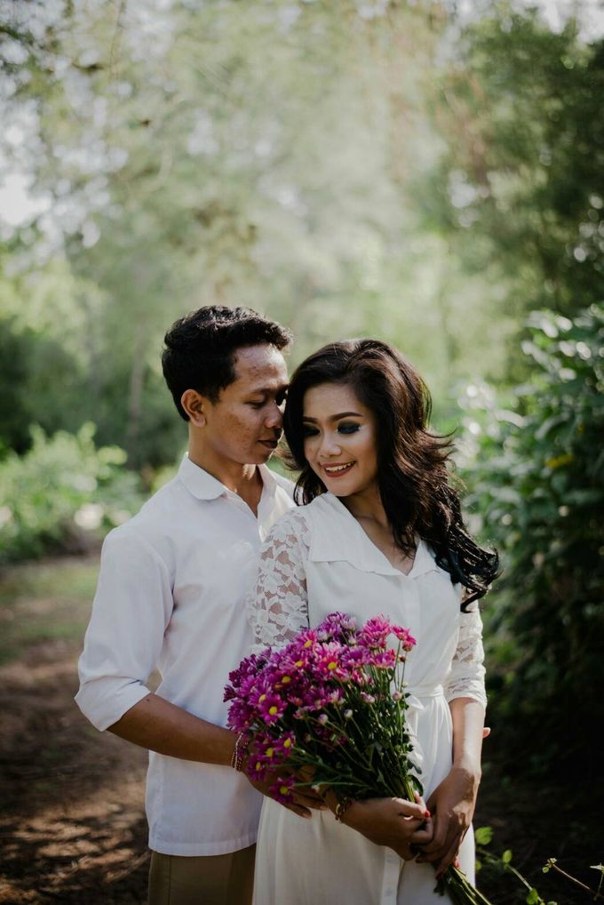 Abri & Citra Casual Couple Session by Satrya Photography - 004