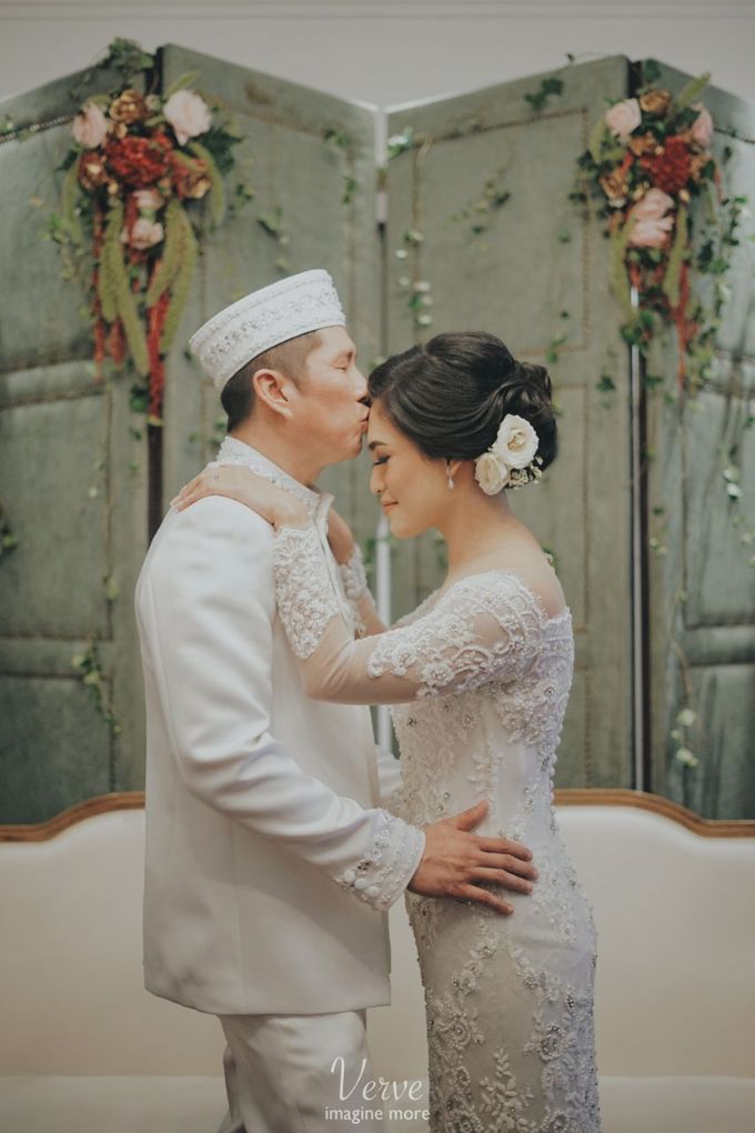 WEDDING CEREMONY OF ANGGINA & JUSTIN by Barli Asmara Couture - 006 WEDDING CEREMONY OF ANGGINA & JUSTIN by Barli Asmara Couture - 006