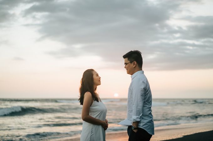 Nicko & Dessi Prewedding at Pantai Nyanyi Bali by Warna Project - 009 Nicko & Dessi Prewedding at Pantai Nyanyi Bali by Warna Project - 009