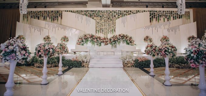 William & Santa Wedding Decoration at Grand Sudirman by MY MUSE BY YOFI - 002