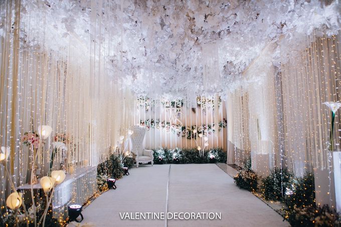 William & Santa Wedding Decoration at Grand Sudirman by Lino and Sons - 007