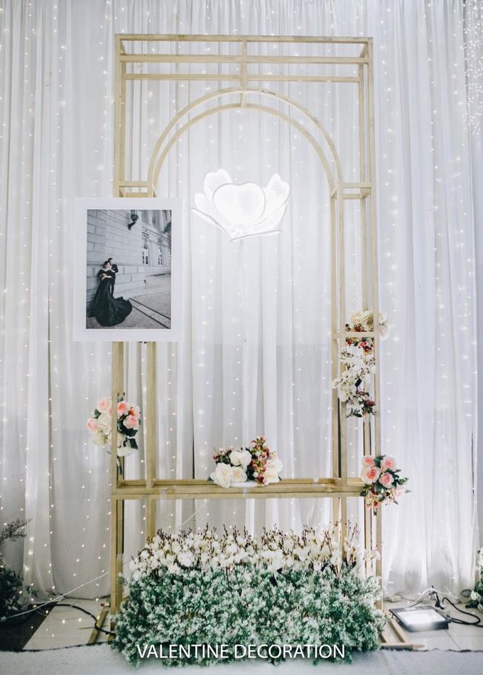 William & Santa Wedding Decoration at Grand Sudirman by Yofi Harlianto - 025