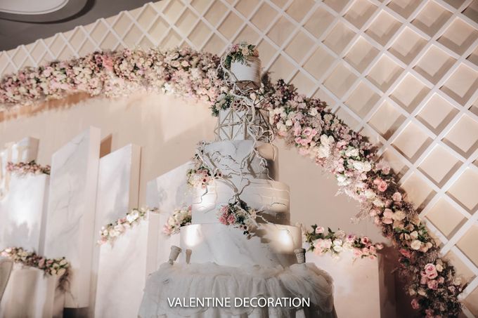 Wendy & Jesslyn Wedding Decoration at Harris Convention Hall by Valentine Wedding Decoration - 014