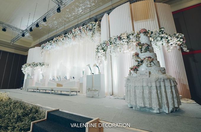 Hansen & Felicia Wedding Decoration at Grand Sudirman by Valentine Wedding Decoration - 015