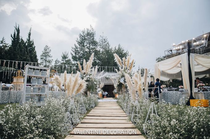 Theo & Hanna Wedding Decoration by By Laurentialili - 007 Theo & Hanna Wedding Decoration by By Laurentialili - 007