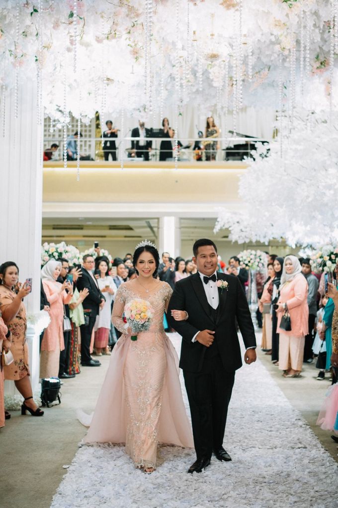 Royal Wedding Daniel & Jessica at UOB Thamrin by Petrus Bahari - 002 Royal Wedding Daniel & Jessica at UOB Thamrin by Petrus Bahari - 002