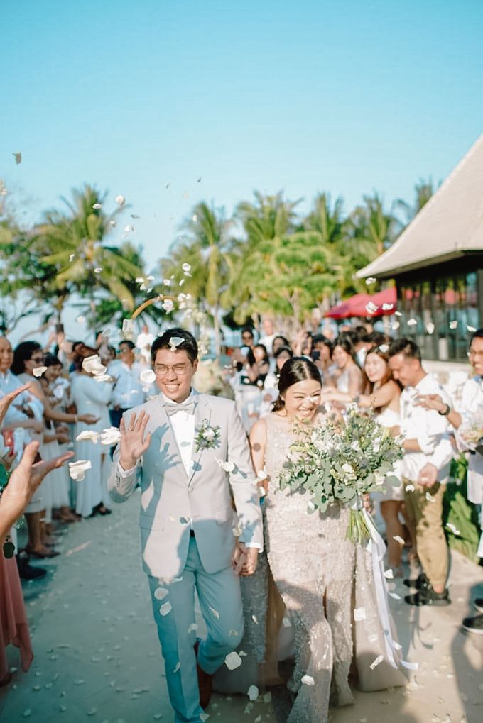 Modern-Rustic Elegant Wedding at The Royal Santrian Bali by Silverdust Decoration - 005 Modern-Rustic Elegant Wedding at The Royal Santrian Bali by Silverdust Decoration - 005