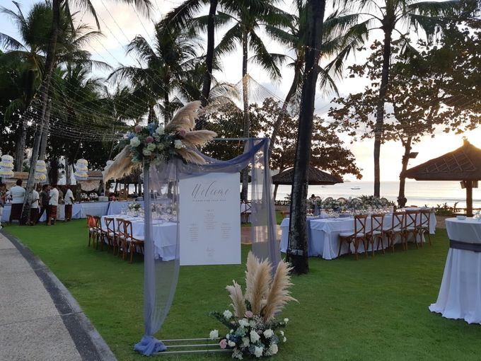 Intimate Wedding at Intercontinental Jimbaran Resort Bali by InterContinental Bali Resort - 002 Intimate Wedding at Intercontinental Jimbaran Resort Bali by InterContinental Bali Resort - 002