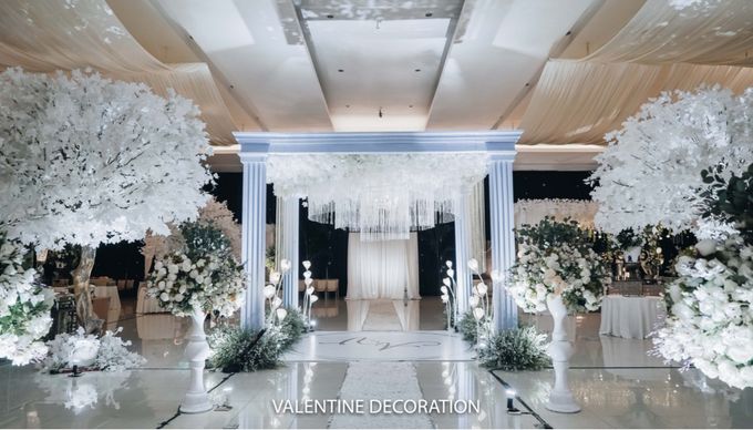 Adi & Veve Wedding Decoration at Graha Mekar Wangi by Valentine Wedding Decoration - 022