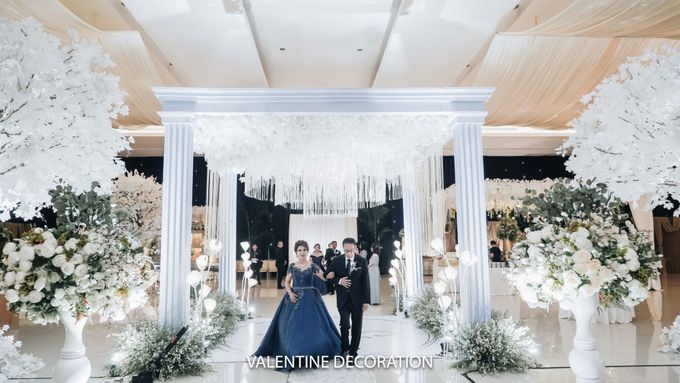 Adi & Veve Wedding Decoration at Graha Mekar Wangi by Valentine Wedding Decoration - 036