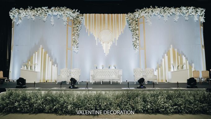 Adi & Veve Wedding Decoration at Graha Mekar Wangi by Valentine Wedding Decoration - 003