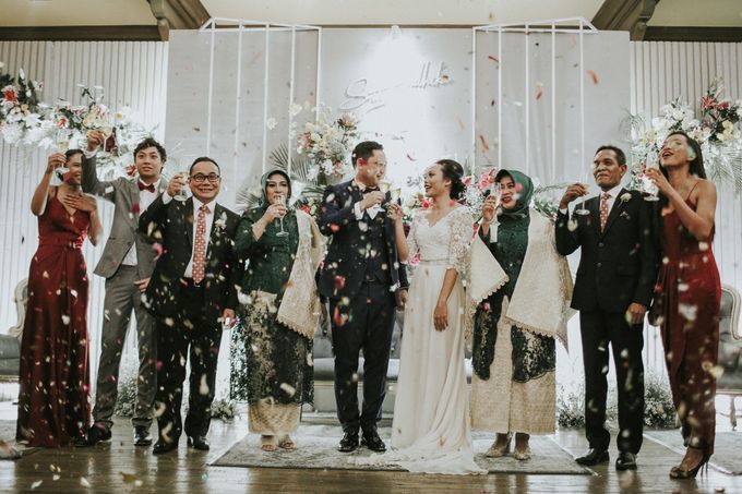 Intimate Wedding Syiki & Andhika at Suasana Restaurant by Warna Project - 009 Intimate Wedding Syiki & Andhika at Suasana Restaurant by Warna Project - 009
