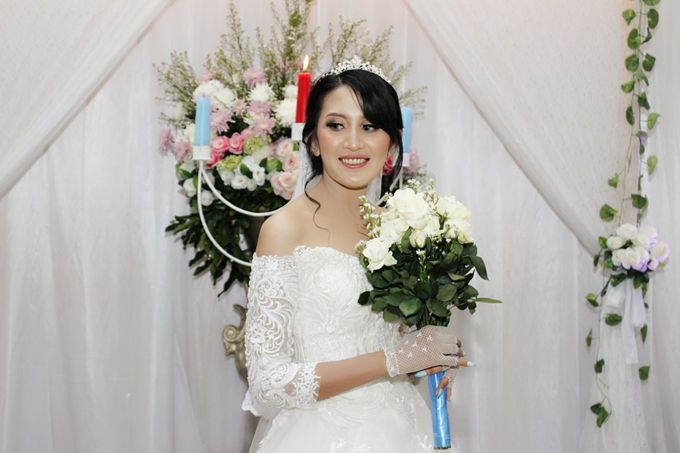 Wedding of Lia & Medwin by Veramustika MUA - 001