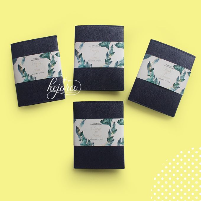 Dompet kartu kancing by Kejora Gift & Souvenir - 001 Dompet kartu kancing by Kejora Gift & Souvenir - 001