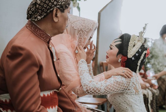 Hari bahagia Kintan dan Septian by Alinea - 002 Hari bahagia Kintan dan Septian by Alinea - 002