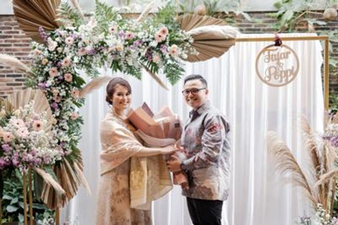 The Engagement of Fajar & Poppi by Kayu Kayu Restaurant - 008 The Engagement of Fajar & Poppi by Kayu Kayu Restaurant - 008