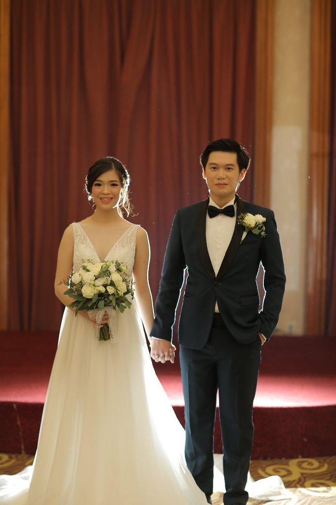 Angela & Willy Wedding at eL Hotel Royale Jakarta by Jesblossom House Of Flower - 002 Angela & Willy Wedding at eL Hotel Royale Jakarta by Jesblossom House Of Flower - 002