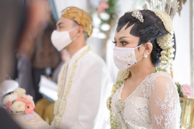 Micha & Ravy - Akad Package On The Day Coordinator by PUSPITA SAWARGI (wedding and catering service) - 003 Micha & Ravy - Akad Package On The Day Coordinator by PUSPITA SAWARGI (wedding and catering service) - 003