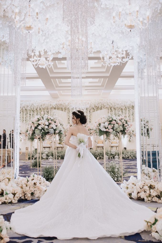 Compilation of Ballgown Wedding Dress by Skenoo Hall Emporium Pluit by IKK Wedding - 006 Compilation of Ballgown Wedding Dress by Skenoo Hall Emporium Pluit by IKK Wedding - 006