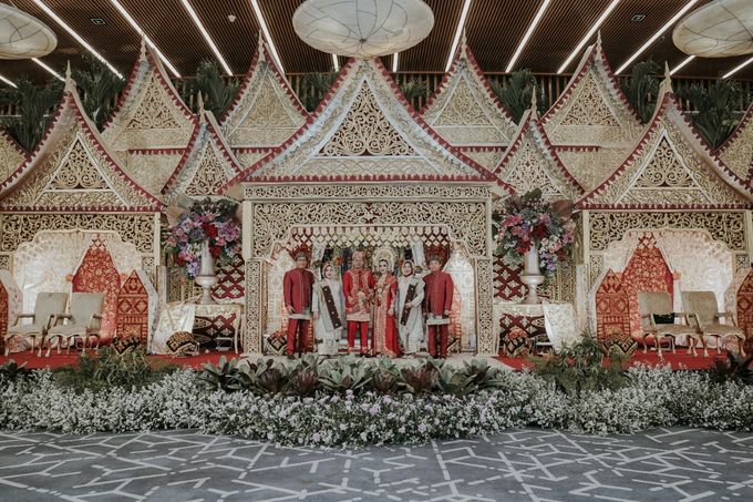The Wedding of Rizki dan Melisa by Menara Mandiri by IKK Wedding (ex. Plaza Bapindo) - 003 The Wedding of Rizki dan Melisa by Menara Mandiri by IKK Wedding (ex. Plaza Bapindo) - 003