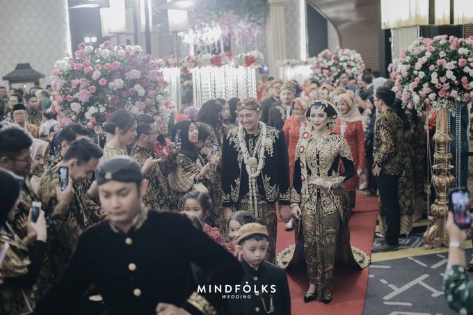Javanese Wedding of Trian dan Amira by Menara Mandiri by IKK Wedding (ex. Plaza Bapindo) - 006 Javanese Wedding of Trian dan Amira by Menara Mandiri by IKK Wedding (ex. Plaza Bapindo) - 006