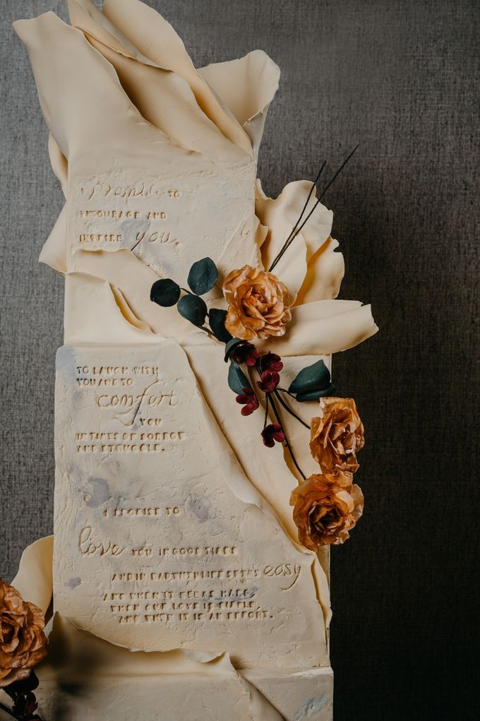 INTIMATE - Vows by Ivoire Cake Design - 003 INTIMATE - Vows by Ivoire Cake Design - 003