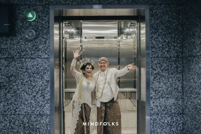 Javanese Wedding of Fika & Naka by Menara Mandiri by IKK Wedding (ex. Plaza Bapindo) - 001 Javanese Wedding of Fika & Naka by Menara Mandiri by IKK Wedding (ex. Plaza Bapindo) - 001