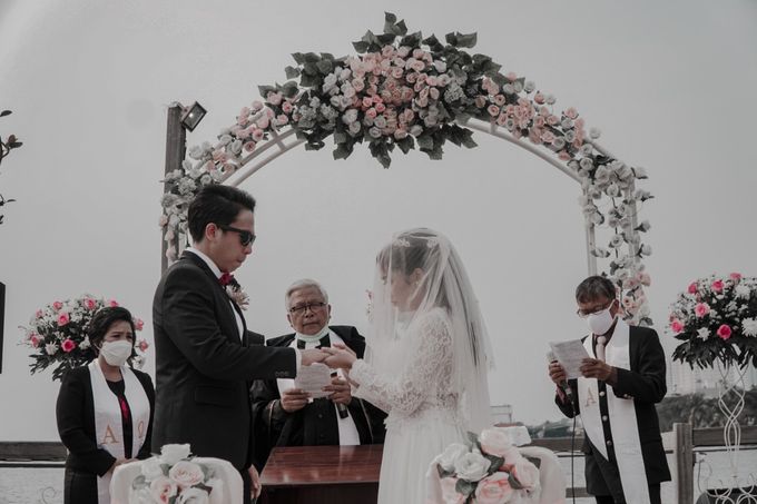 Wedding Day Gilliant & feby 27 Maret 2021 by D'banquet Pantai Mutiara - 003 Wedding Day Gilliant & feby 27 Maret 2021 by D'banquet Pantai Mutiara - 003