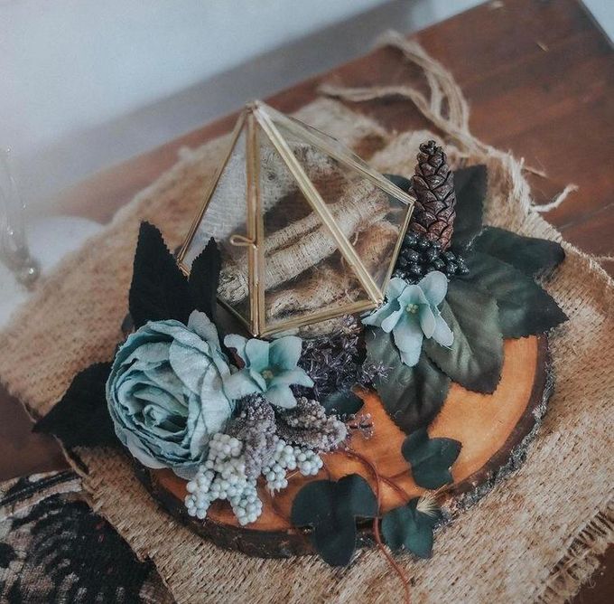 Ring Box by Seserahan by Kori Agung - 001 Ring Box by Seserahan by Kori Agung - 001