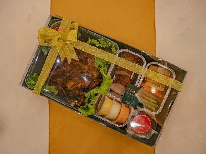 Exclusive Hampers by Bojana Sari Catering - 006