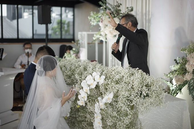 Garry & Paramitha Holly Matrimony Decoration at Setiabudhi Kids Center, Bandung by Valentine Wedding Decoration - 006