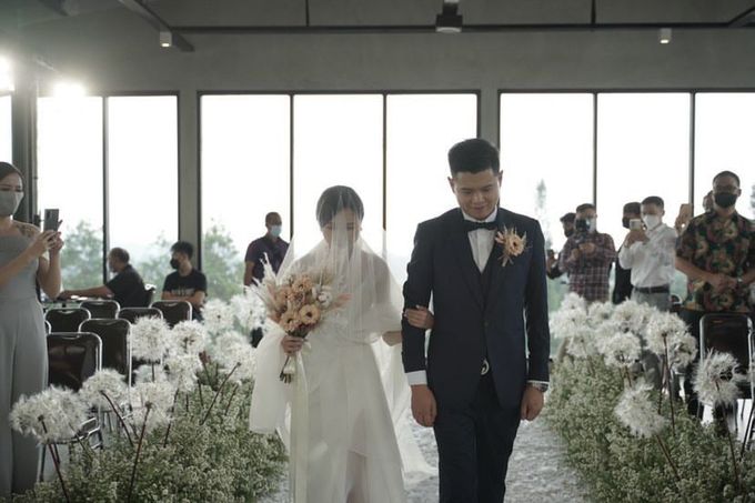 Garry & Paramitha Holly Matrimony Decoration at Setiabudhi Kids Center, Bandung by Valentine Wedding Decoration - 009