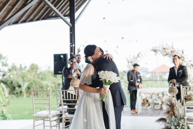 THE WEDDING OF MIRZANDI & YOHANNA by Fortune Bali Wedding - 008 THE WEDDING OF MIRZANDI & YOHANNA by Fortune Bali Wedding - 008